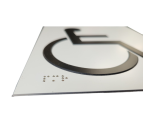 Panneau relief et braille WC, flèche avec picto PMR