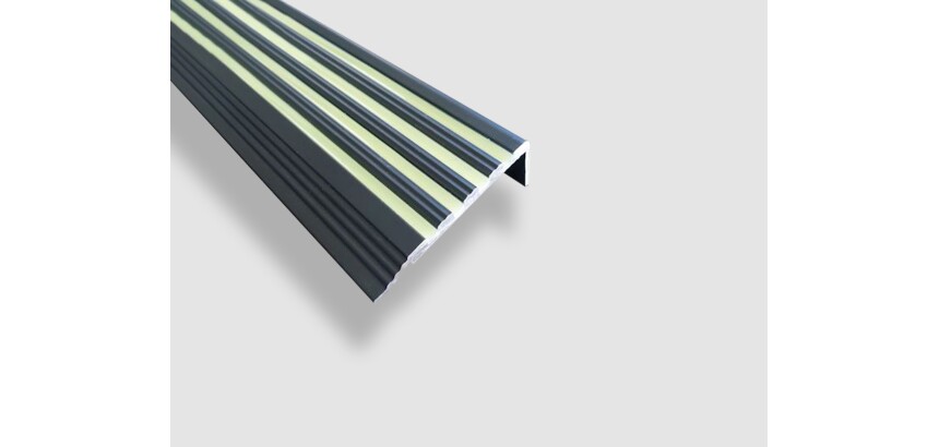 Nez de marche photoluminescent