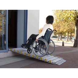 Rampe d'Accès Enroulable en Aluminium ROLL-A-RAMP - 75cm  - 920