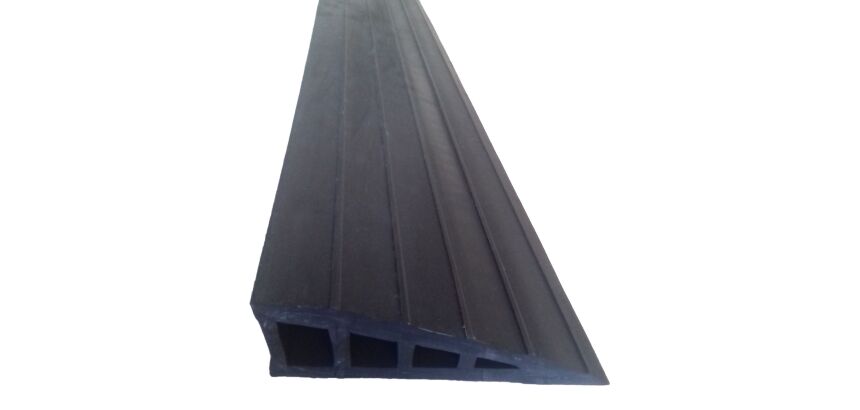 Rampe de passage de seuil GUMKA