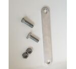 Plaque de fixation pour panneau sur grillage