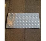 Dalle podotactile en aluminium grain de riz - 420 x 825 mm