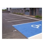 Peinture bleue pour stationnement PMR