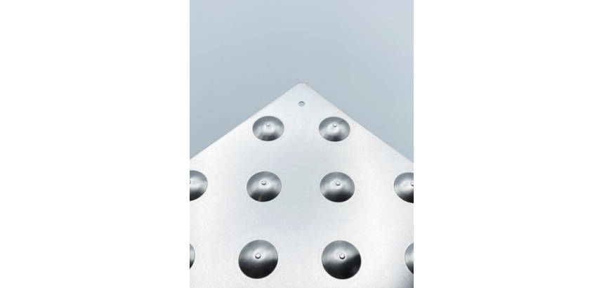 Dalle podotactile SEBALU en Alumium brut - 600 x 412 mm - Int