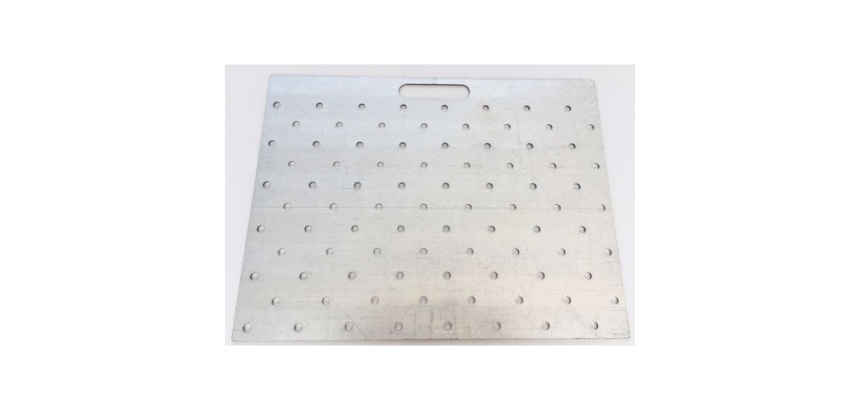 Gabarit de perçage acier pour clous podotactiles