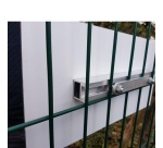 Plaque de fixation pour panneau sur grillage