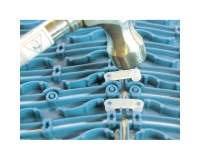 Clips d'accroche pour caillebotis