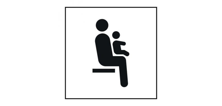 Pictogramme PI TF 025 - Siège prioritaire pour personnes avec enfant en bas âge - ISO 7001 en Gravoply