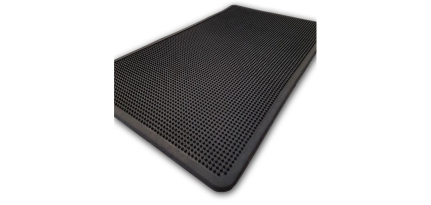 Tapis à picots et bords arrondis