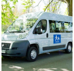 Plaque magnétique pour véhicule Transportant des personnes en situation de handicap