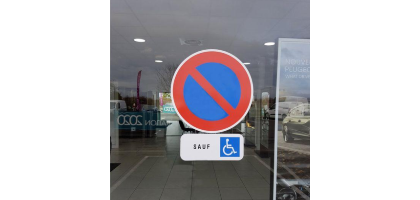 Sticker autocollant "stationnement interdit" - diamètre 400 mm