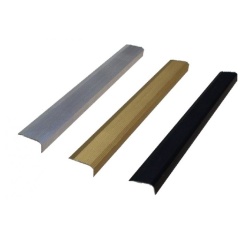 Nez de marches à visser en aluminium coloré