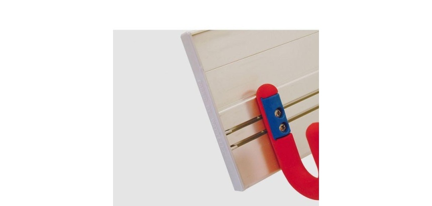 Lisse murale porte manteaux  (1,5 m)