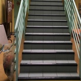 Nez de marche antidérapant ELASTO en 1.5m ou 3m en compound  (300)