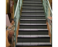 Nez de marche antidérapant ELASTO en 1.5m ou 3m en compound  (300)