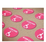 Autocollant rose pour carillon d'appel - Besoin d'aide - Rose