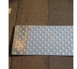 Dalle podotactile en aluminium grain de riz - 420 x 825 mm