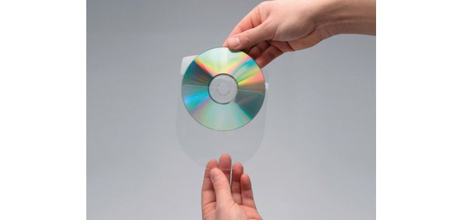 Funda autoadhesiva para cd q-connect con solapa pack de 10 unidades
