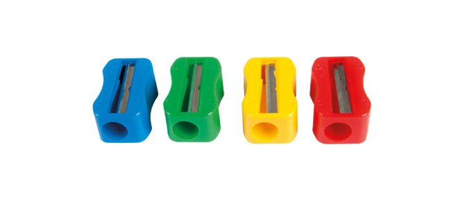 Sacapuntas m+r de plastico 1 uso sin tornillo forma rectangular ergonomica