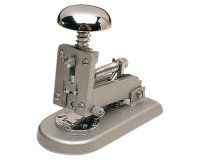 Grapadora el casco m-1 capacidad 30 hojas pintada gris