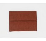 Carpeta portadocumentos q-connect artesania piel sintética doble cierre iman color cuero 260x235x35 mm