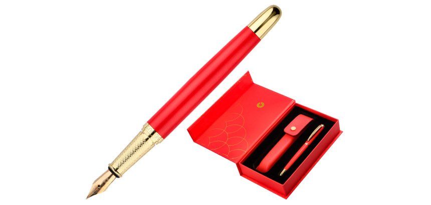 Pluma y estuche cuero belius passion dor aluminio textura cepillada color rojo y dorado tinta azul caja de diseño