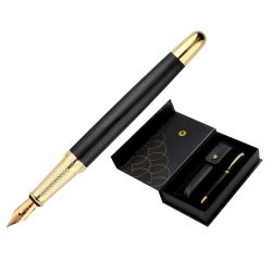 Pluma y estuche cuero belius passion dor aluminio textura cepillada color negro y dorado tinta azul caja diseño