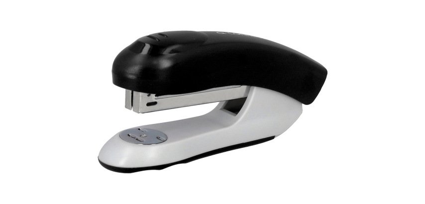Grapadora q-connect kf14207 plastico abs negra capacidad 20 hojas medidas 177x43x67mm