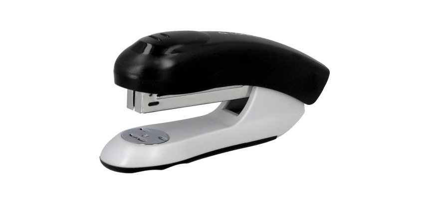 Grapadora q-connect kf14207 plastico abs negra capacidad 20 hojas medidas 177x43x67mm