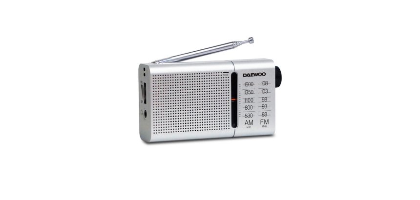 Radio portatil daewoo am/fm antena telescopica auriculares incluidos jack 3.5 mm color plata