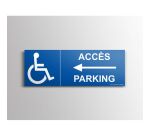 Signalisation - Direction vers parking PMR, flèche à gauche