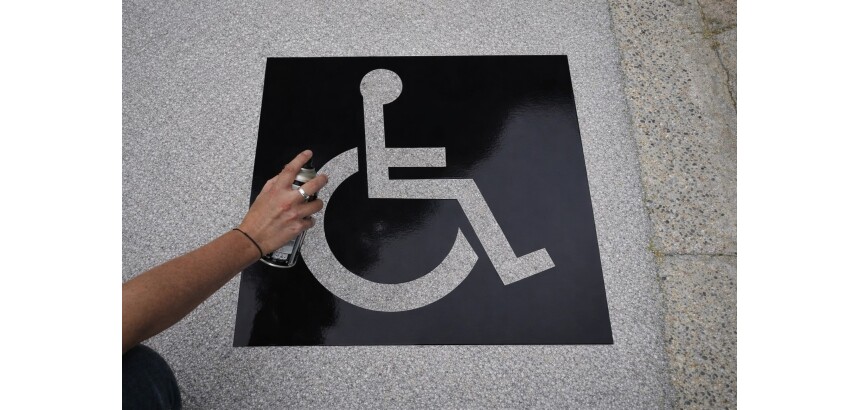 Pochoir pour marquage au sol - Place Réservée PMR - PVC réutilisable  - 500 x 600 mm