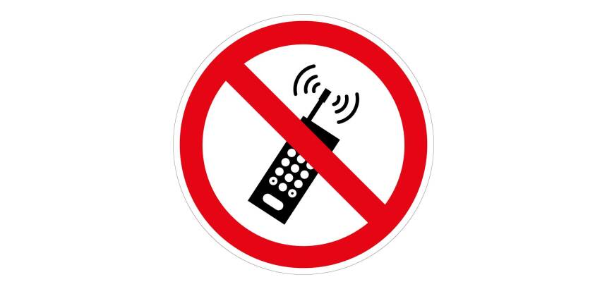 Panneau Interdiction - Ne pas activer téléphone - P013 - ISO 7010  - 315 mm - PVC 2 mm