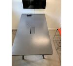 Table de réunion Steelcase trapèze haute Gris foncé 200x110x80 H110 MANON - Reconditionné
