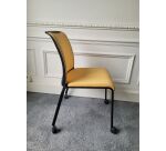 Chaise de réunion à roulettes Steelcase BRICE jaune - Reconditionné