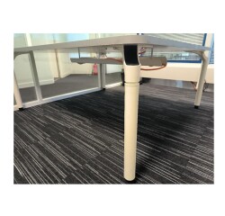 Table de réunion RENE 2 Majencia 180x160cm