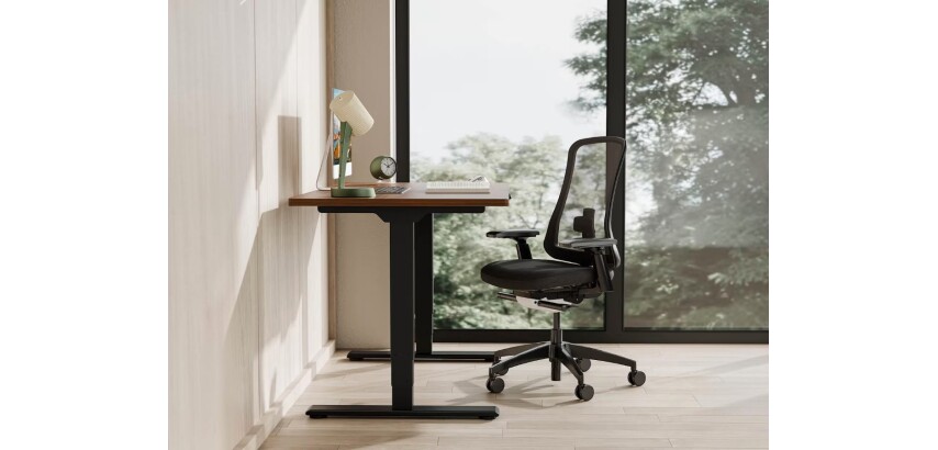 Bureau électrique 120x80 DEBBIE bois et noir - Reconditionné
