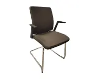 Chaise de réunion empilable König+Neurath RECEP - Reconditionné