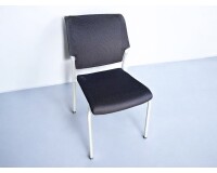 Chaise Haworth en résille noir - Reconditionné