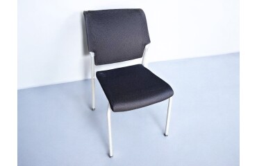 Chaise Haworth en résille noir - Reconditionné