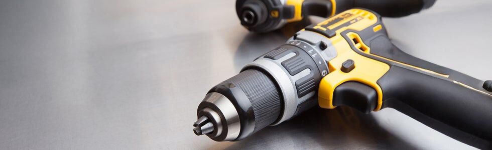 Quelle perceuse-visseuse choisir ? Le guide pro complet