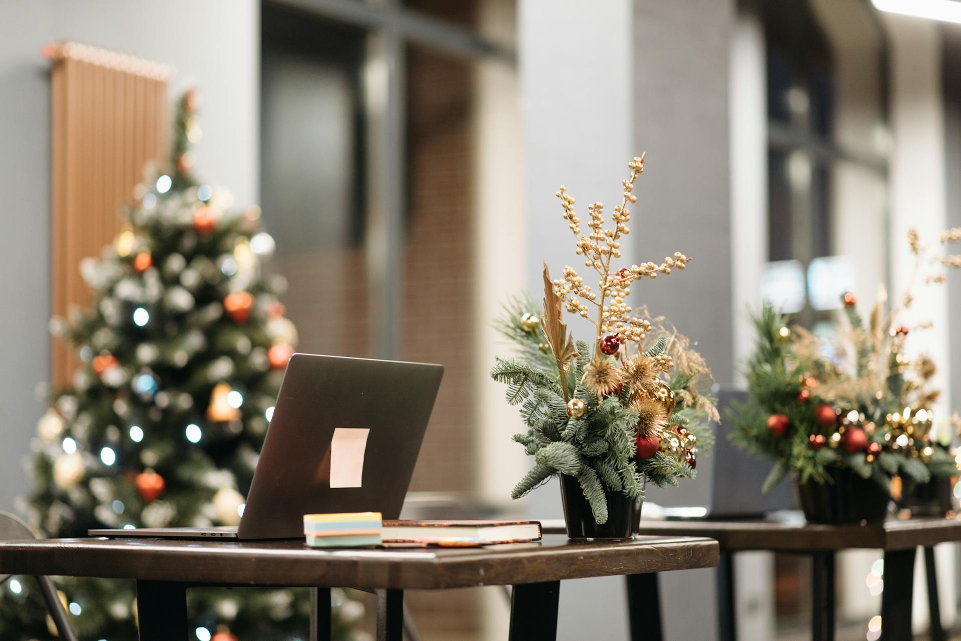 Le ultime cose da fare al lavoro prima delle festività di Natale