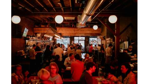 Sicurezza nei locali e nuove direttive: la checklist sulla segnaletica per essere pronti ai controlli