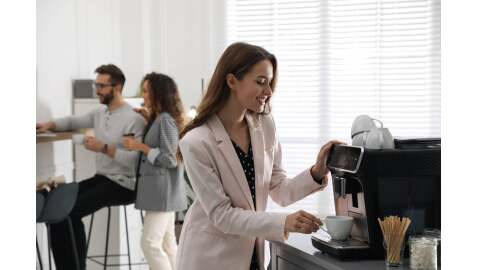 Area break in ufficio oltre le macchinette: come organizzare la sala pausa