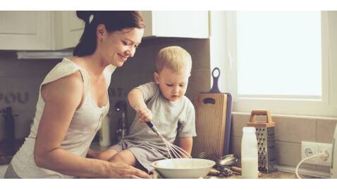 Quale dovrebbe essere lo stipendio di una mamma?