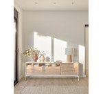 Jarrón Velia de metal con acabado pintado beige