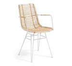 Silla con brazos Tishana de ratán y acero