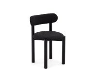 DE_Chaise Nebai en bouclette noir et structure en bois de chêne avec finition noire