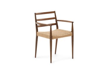 Silla Analy con reposabrazos madera maciza de roble acabado nogal FSC 100% asiento cuerda