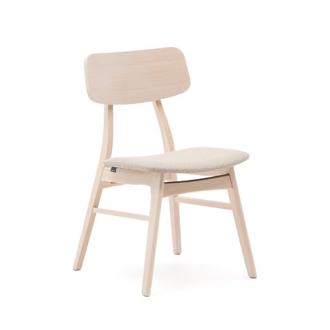 Selia chair in solid rubber wood